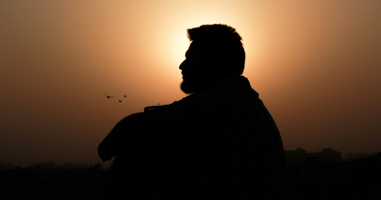 7 Personality-Destructive Traits That Slowly Ruin Your Life