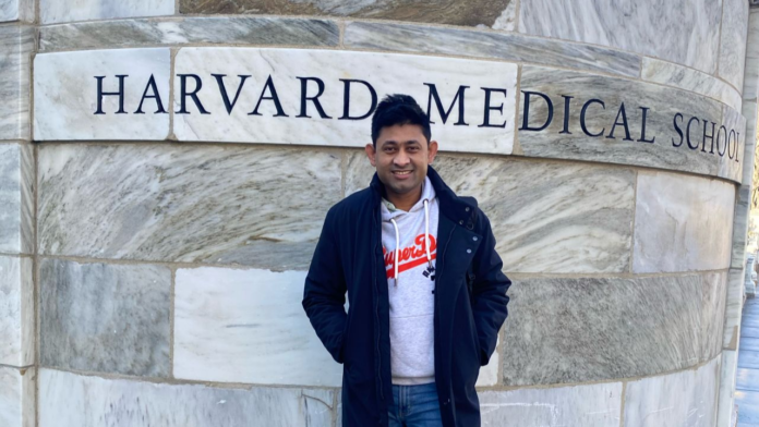 Bangladeshi scientist 10 minute cancer detection device